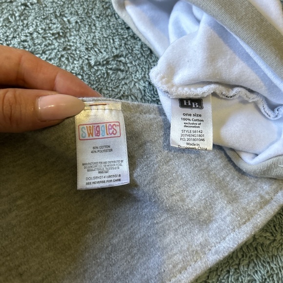 Newborn 4-Piece Designer Bundle (Nike & Child of Mine) - Picture 4 of 5